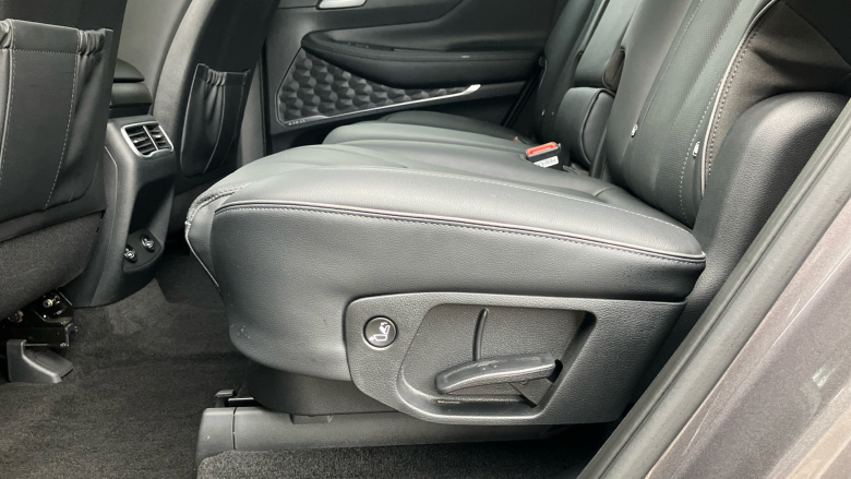 Hyundai SANTA FE 1.6 TGDi Plug-in Hybrid Premium 5dr 4WD Auto Estate